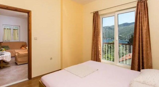 Apartments Marina