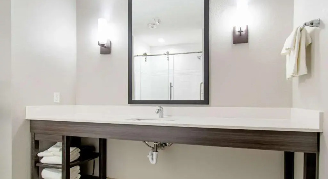 Люкс Superior Comfort Suites Humble Houston IAH