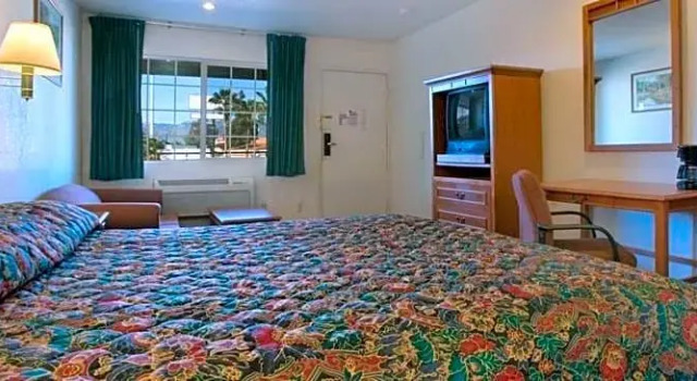 Люкс Orange Show Inn