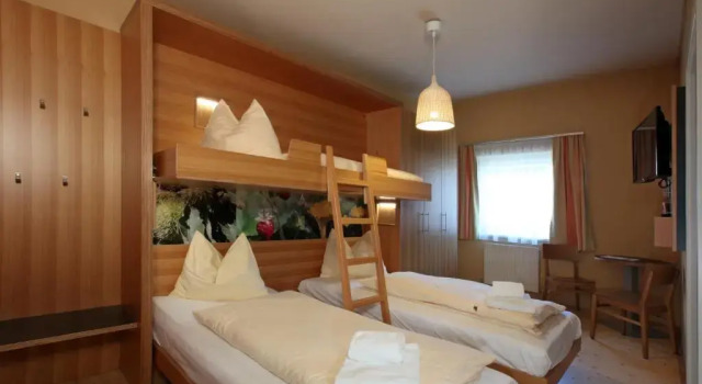 Трёхместный номер Standard JUFA Hotel Murau