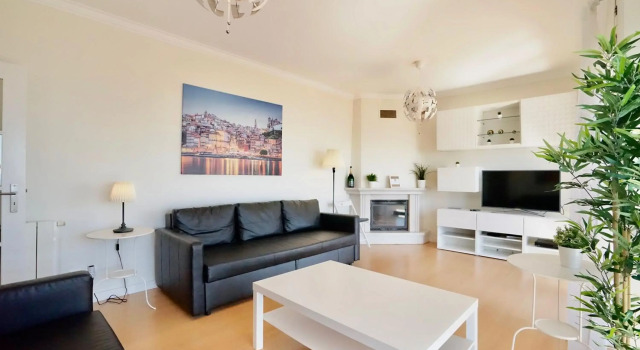 Deluxe Oceanfront - Vue Sur la Mer, Rezervovat Hotel Hotely v Oeste s parkováním, Parkování