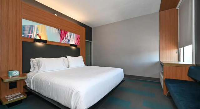 Двухместный номер Standard Aloft by Marriott Charleston Airport & Convention Center