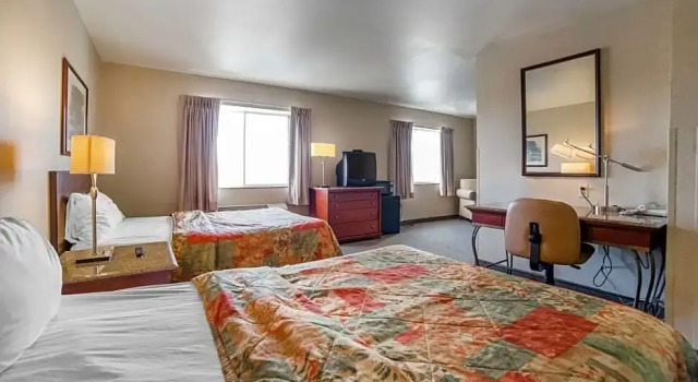 Люкс Rodeway Inn & Suites Nampa