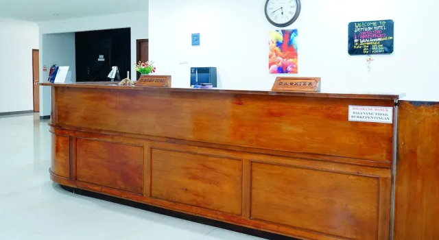 Oyo 480 Hotel Demuon, Prenota Hotel Belitung Belitung Island