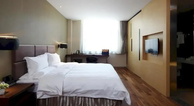 Regal Hotel (Hohhot Haidong Road), Book Hotel Xincheng District 