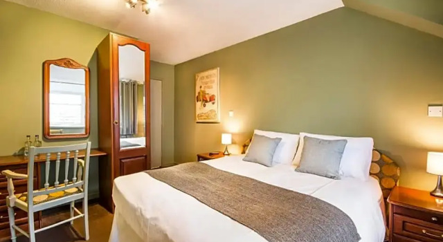Номер Economy The Castle Hotel