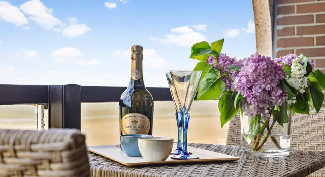 Студия Beautiful Studio With Stunning Seaview and Terrace