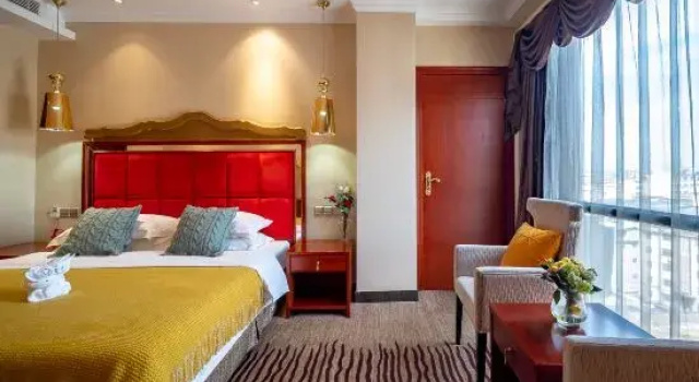 Люкс Luxury Carnival Hotel (Baise Tianyang)
