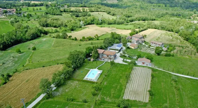 Cozy House in Caprese Michelangelo with Private Pool, Book Hotel Caprese Michelangelo Tuscany