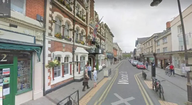 Swindon Old Town Duplex - Entercloud9sa, Забронировать Отель Отели Суиндон с парковкой, рядом с The Energy Check County Ground, Парковка