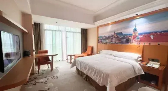 Люкс Deluxe Vienna Hotel (Huizhou Yuanzhou)