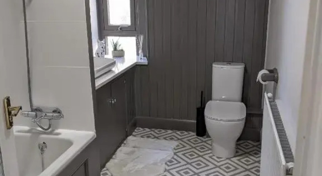 Central Hawick spacious stylish flat with log burner, Забронировать Отель Отели Шотландских границ с парковкой, Парковка