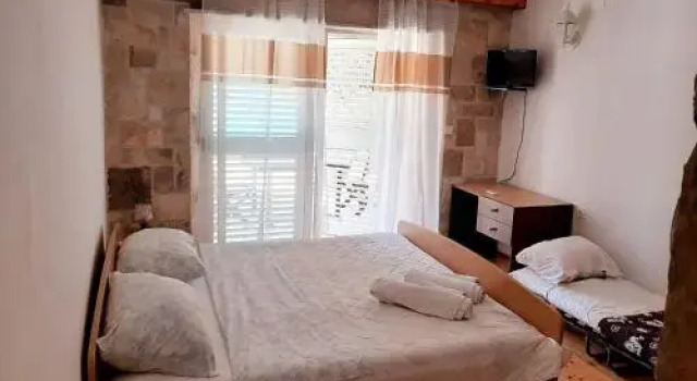 Apartments Villa Baric, Prenota Appartamento Žrnovo 