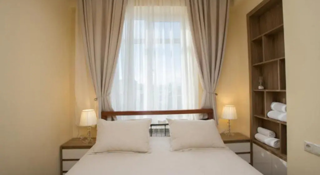 Proper Apartments In Center, Забронировать Апартаменты/квартира Мтацминда Тбилиси, рядом с Тбилисский театр оперы и балета