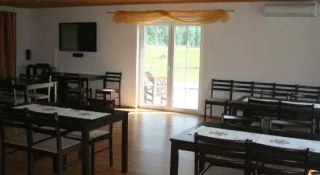 Põnka Guesthouse, Prenota Affittacamere Hotel a Golfo di Riga con piscina, Piscina