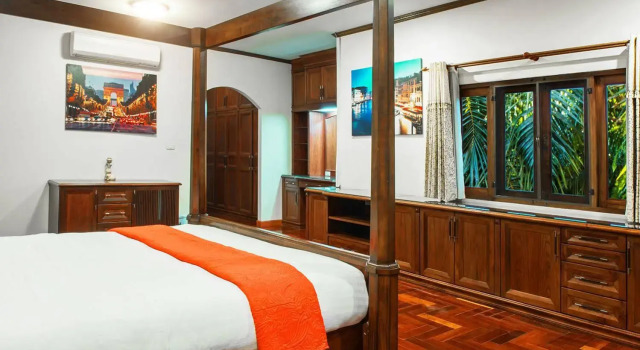 LPC Holiday Villa
