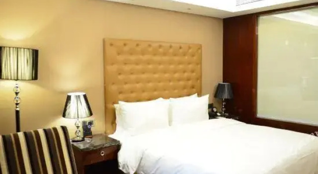 Люкс Tongcheng International Hotel