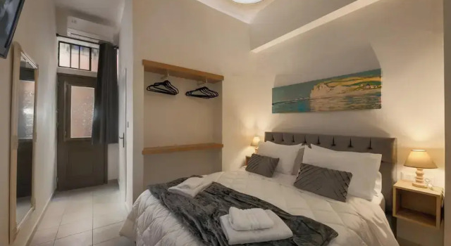 Апартаменты Comfort Elartis Apartment