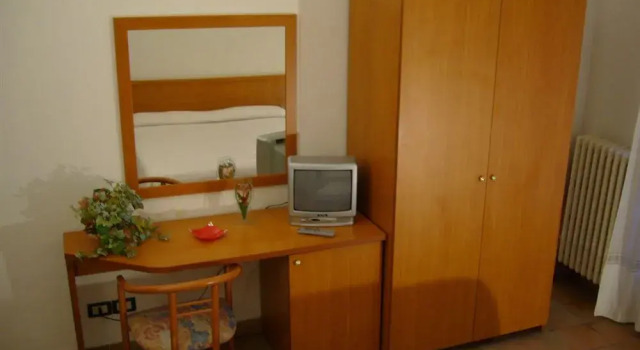 San Vicino, Rezervovat Hotel  