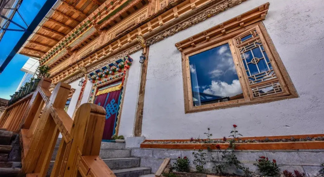 Herland Inn, Buchen Sie Hotel Hotels in Yunnan mit Parkplatz, Parkplätze