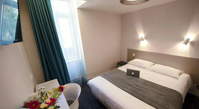 Двухместный номер Comfort Hôtel Du Port