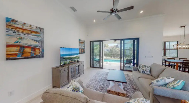 117 South Heathwood Drive
