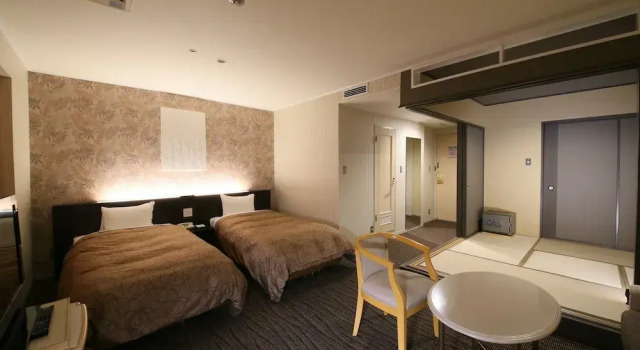 Четырёхместный номер Standard с красивым видом из окна Resort Hotel Tateshina