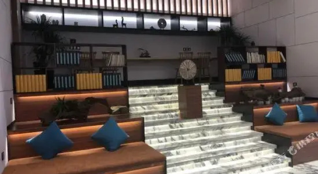 Boning Hotel (Ningbo Nantang Old Street), Забронировать Отель Yinzhou District Нинбо, рядом с Железнодорожный вокзал Нинбо
