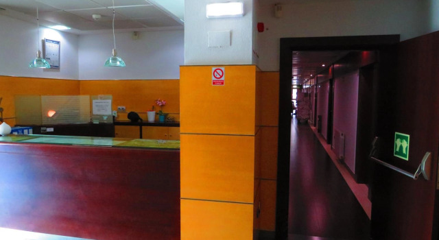 Euba Hotel, Rezerwuj Hotel Hotele w Baskonia z parkingiem, Parking
