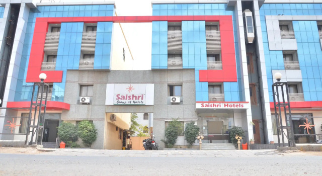 Saishri Group Of Hotels, Забронировать Отель Отели штата Махараштры 3 звезды, 3*