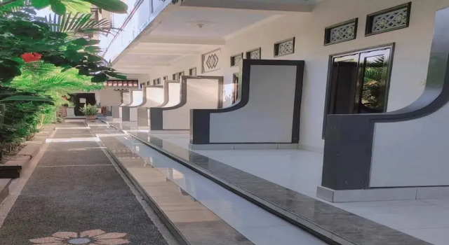 Hotel O Madame Guesthouse, Rezervovat Hotel Mangsit Lombok
