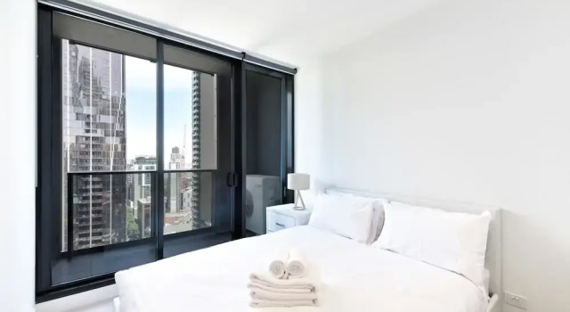 Четырёхместные апартаменты с балконом Domo Apartments-Empire