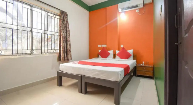 OYO 63230 Exotica Hotels, Забронировать Отель Отели штата Карнатаки 3 звезды, 3*