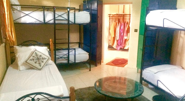 Hostel Villa Red City