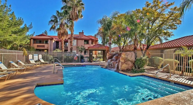 Апартаменты Near Bellair Golf Club! Phoenix Abode w/ Pool