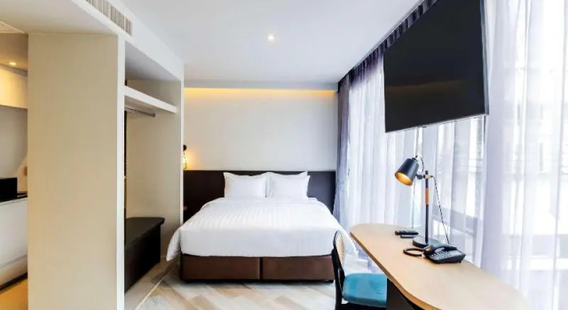 Люкс Seekers Finders Rama IV Hotel SureStay Collection by BW