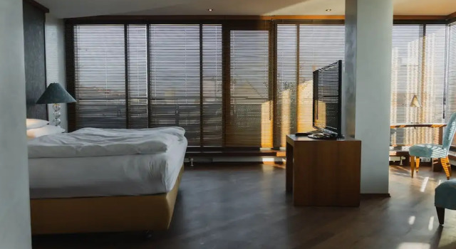 Люкс с балконом Anna Hotel