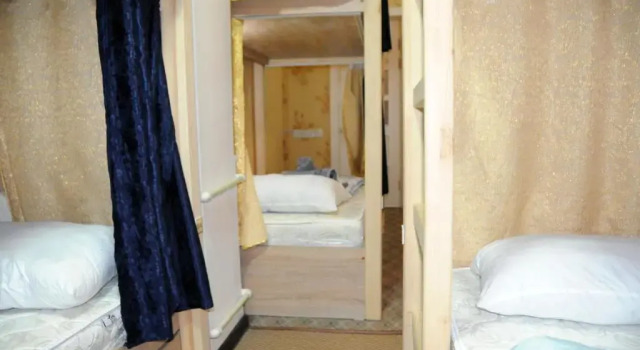 Кровать в общем номере Hostel Artanor