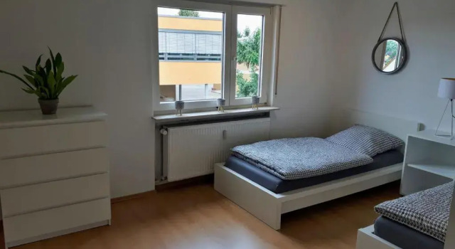 Апартаменты Ferienwohnung Weinheim Stadler