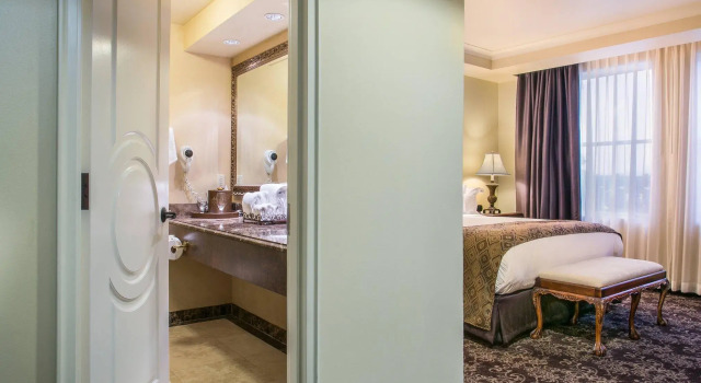 Двухместный номер Standard Davenport Hotel, Autograph Collection