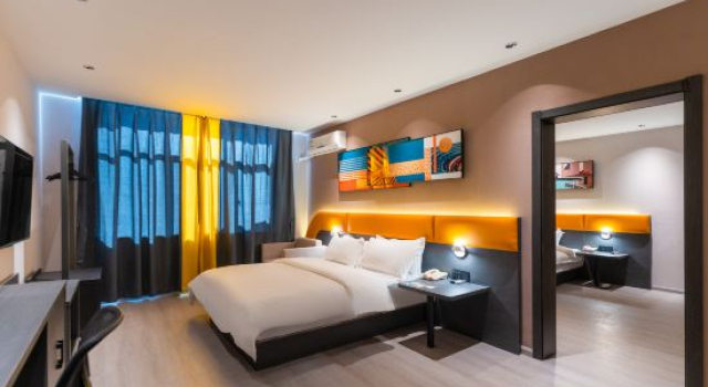 Люкс Superior Jinjiang Inn Lijiang Qixing Street Branch