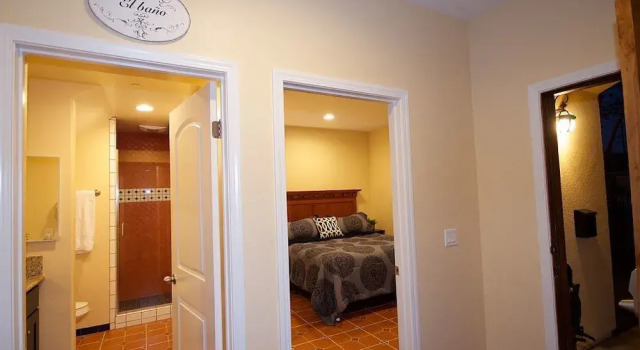 La Casa de Mickey 6 Bedrooms 4 Bathrooms Home