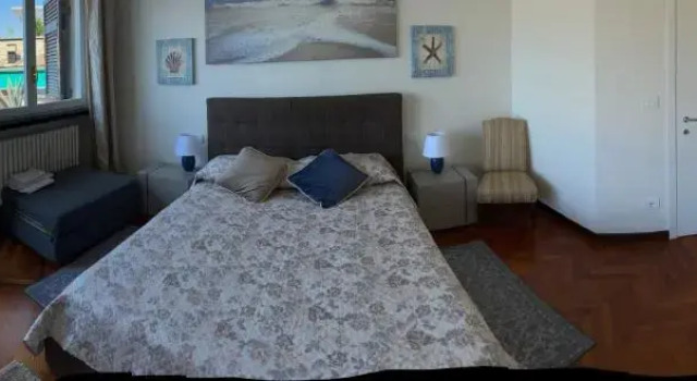NAUTILUS VISTA MARE MOZZAFIATO a 180 GRADI- POSTO AUTO PRIVATO - 2 CAMERE MATRIMONIALI più 1 DIVANO LETTO SINGOLO-SKY,NETFLIX