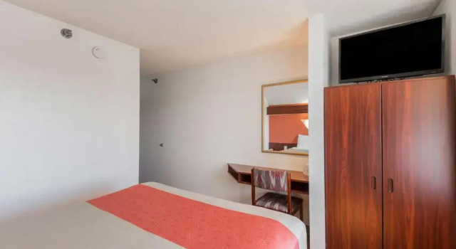 Двухместный номер Standard Motel 6-Olathe, KS
