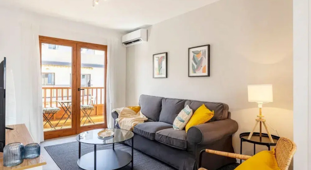 Апартаменты Casa Checha Coastal Charm Just Steps From the Beach
