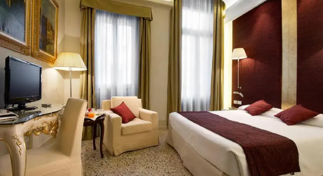 Двухместный номер Comfort Отель Palazzo Giovanelli