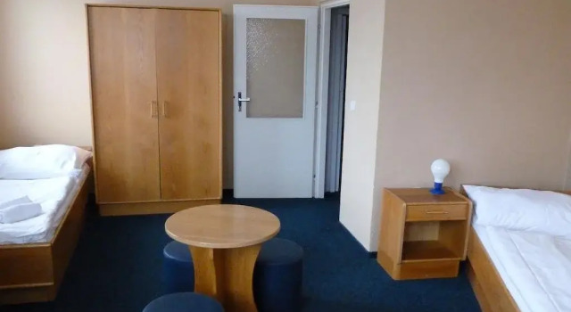 Penzion Šenk Pardubice, Rezerwuj Hotel Tanie hotele w Kraj pardubicki
