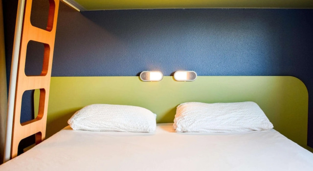 Standart üç kişilik oda ibis budget Rodez