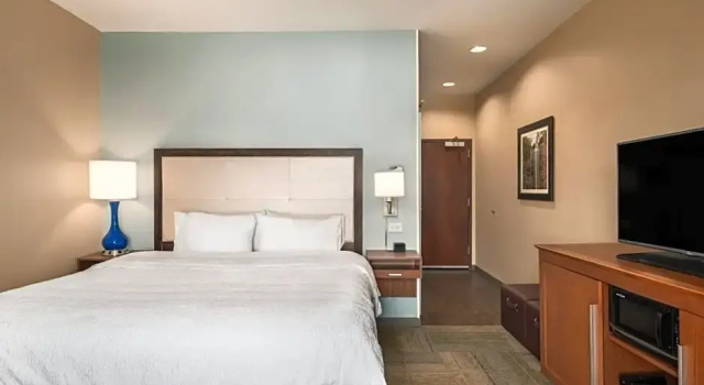 Run of House Hampton Inn & Suites - Lavonia, GA