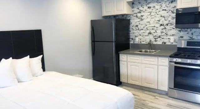 Семейный люкс Crystal Lodge Motel